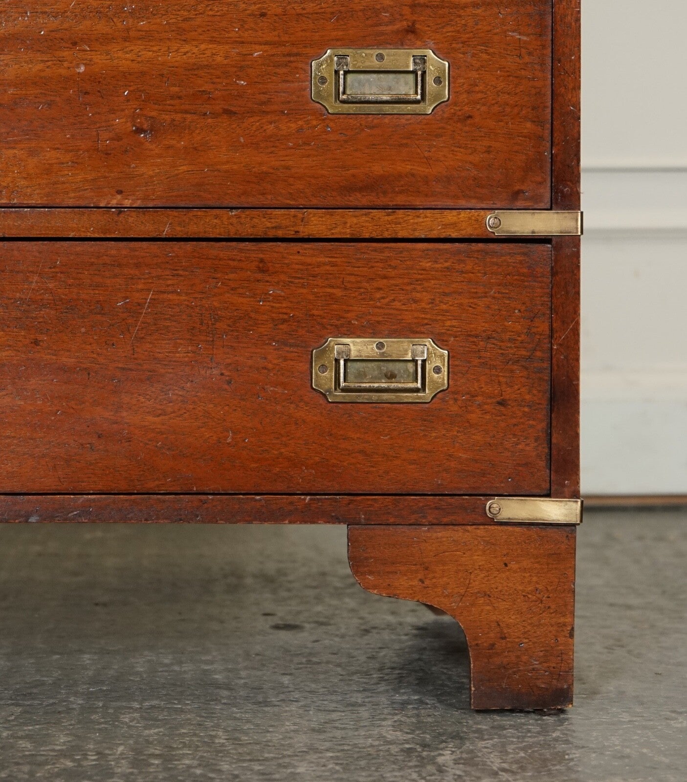 VINTAGE MILITARY CAMPAIGN SECRETAIRE CHEST OF DRAWERS WITH AGED GREEN LEATHER