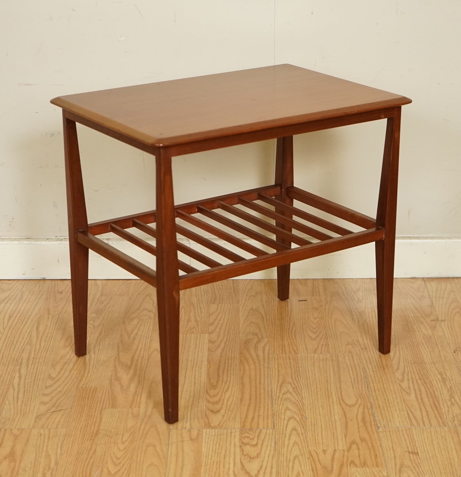 1960s VINTAGE SCANDANAVIAN TEAK MID CENTURY SIDE END LAMP TABLE