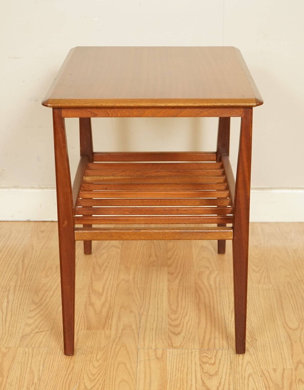 1960s VINTAGE SCANDANAVIAN TEAK MID CENTURY SIDE END LAMP TABLE