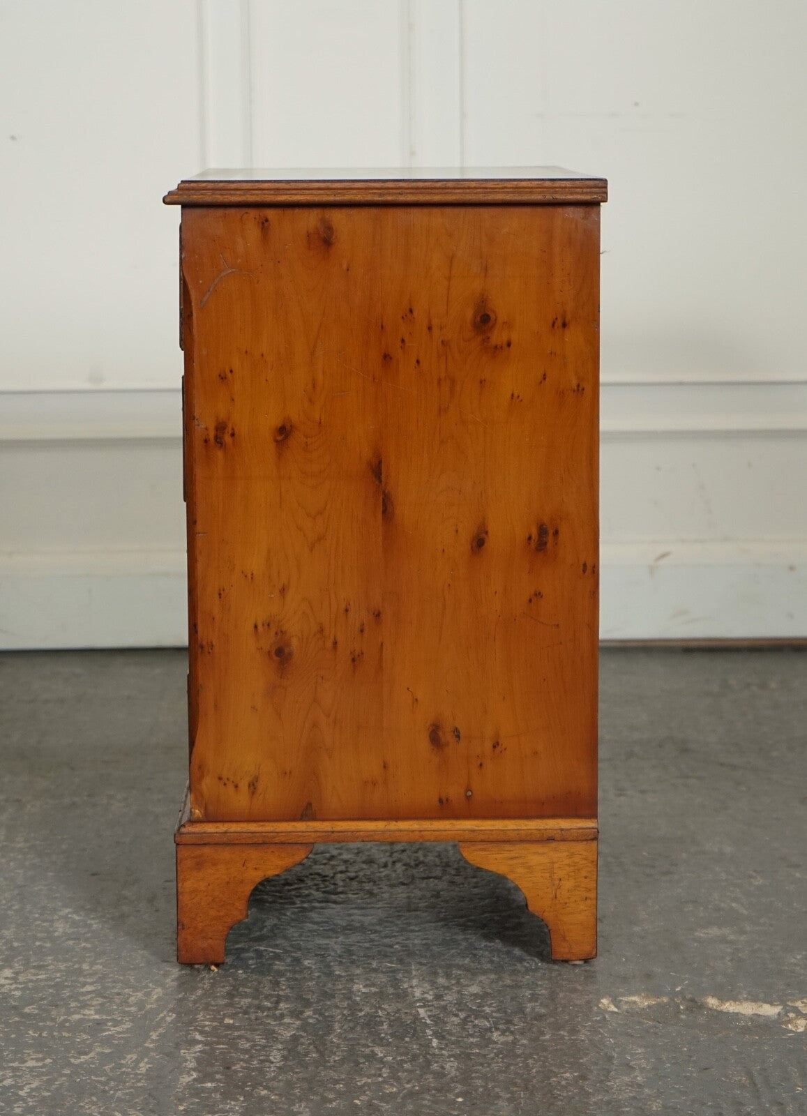 VINTAGE YEW WOOD CHEST OF DRAWERS WITH GEORGIAN STYLE HANDLES