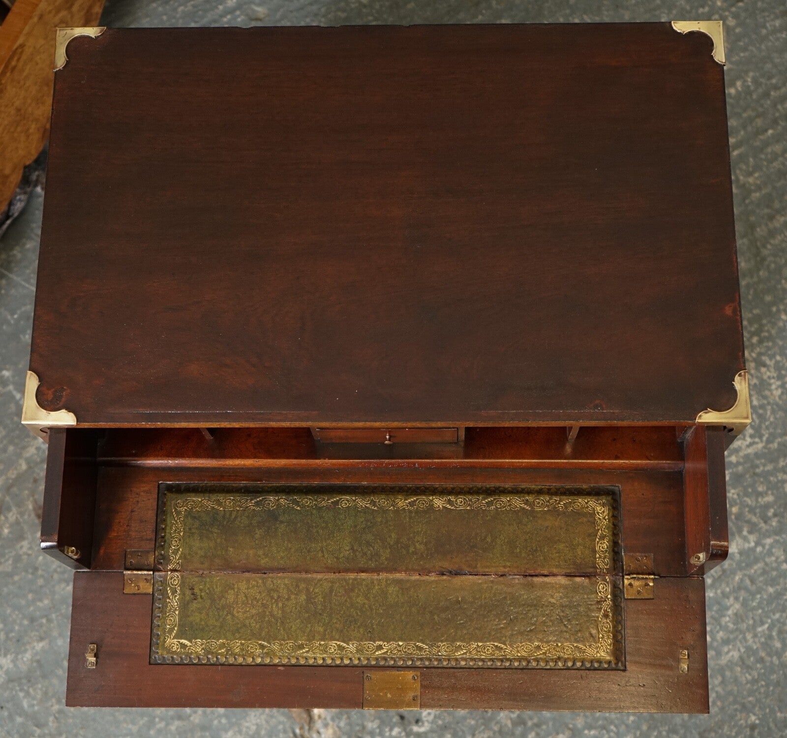 VINTAGE MILITARY CAMPAIGN SECRETAIRE CHEST OF DRAWERS WITH AGED GREEN LEATHER