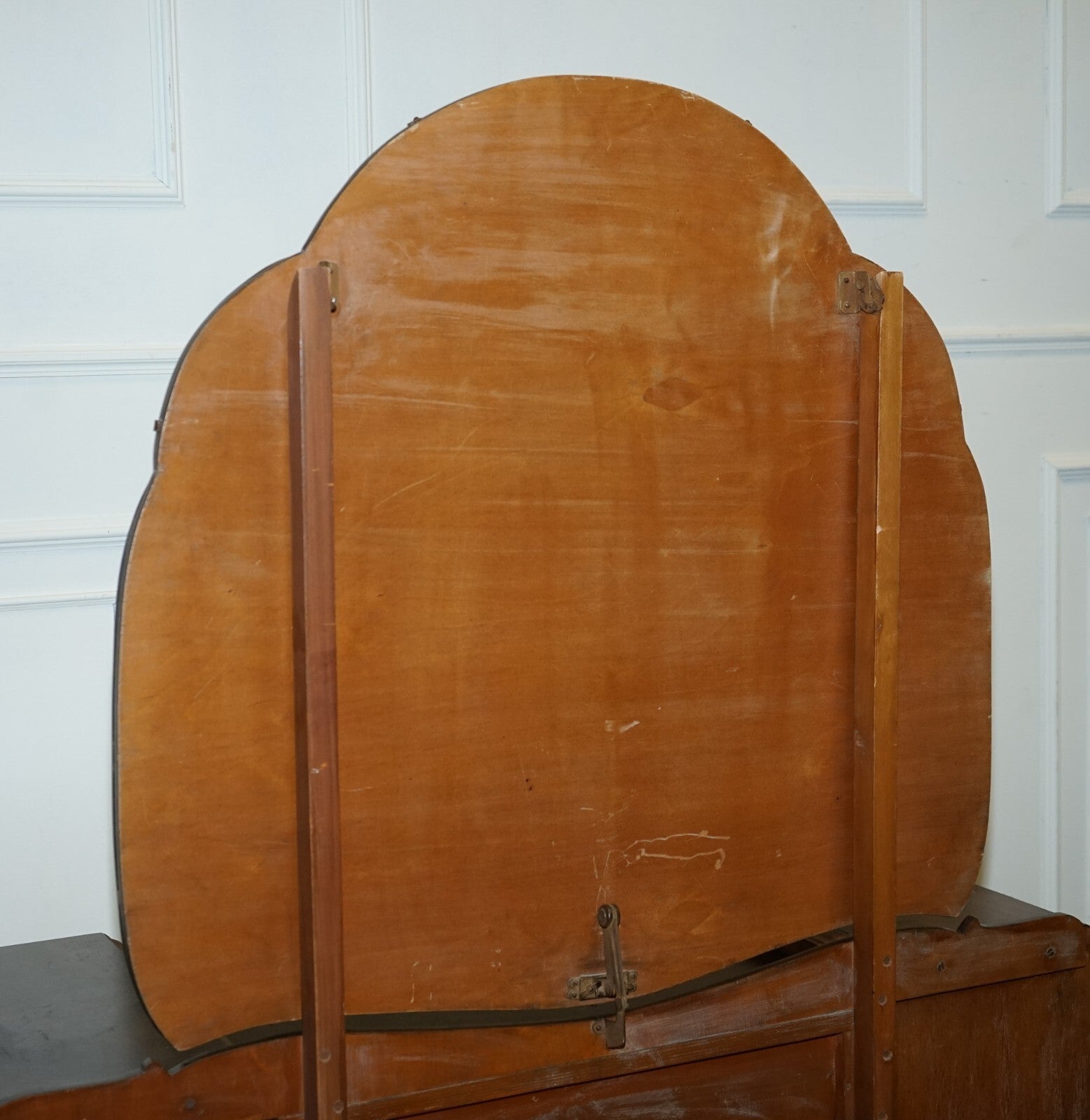 ANTIQUE 1920'S ART DECO BURR WALNUT DRESSING TABLE WITH LARGE MIRROR