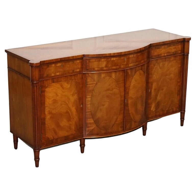 VINTAGE FINE FURNITURE BURR WALNUT SOLID SIDEBOARD MADE BY DAVID SALMON