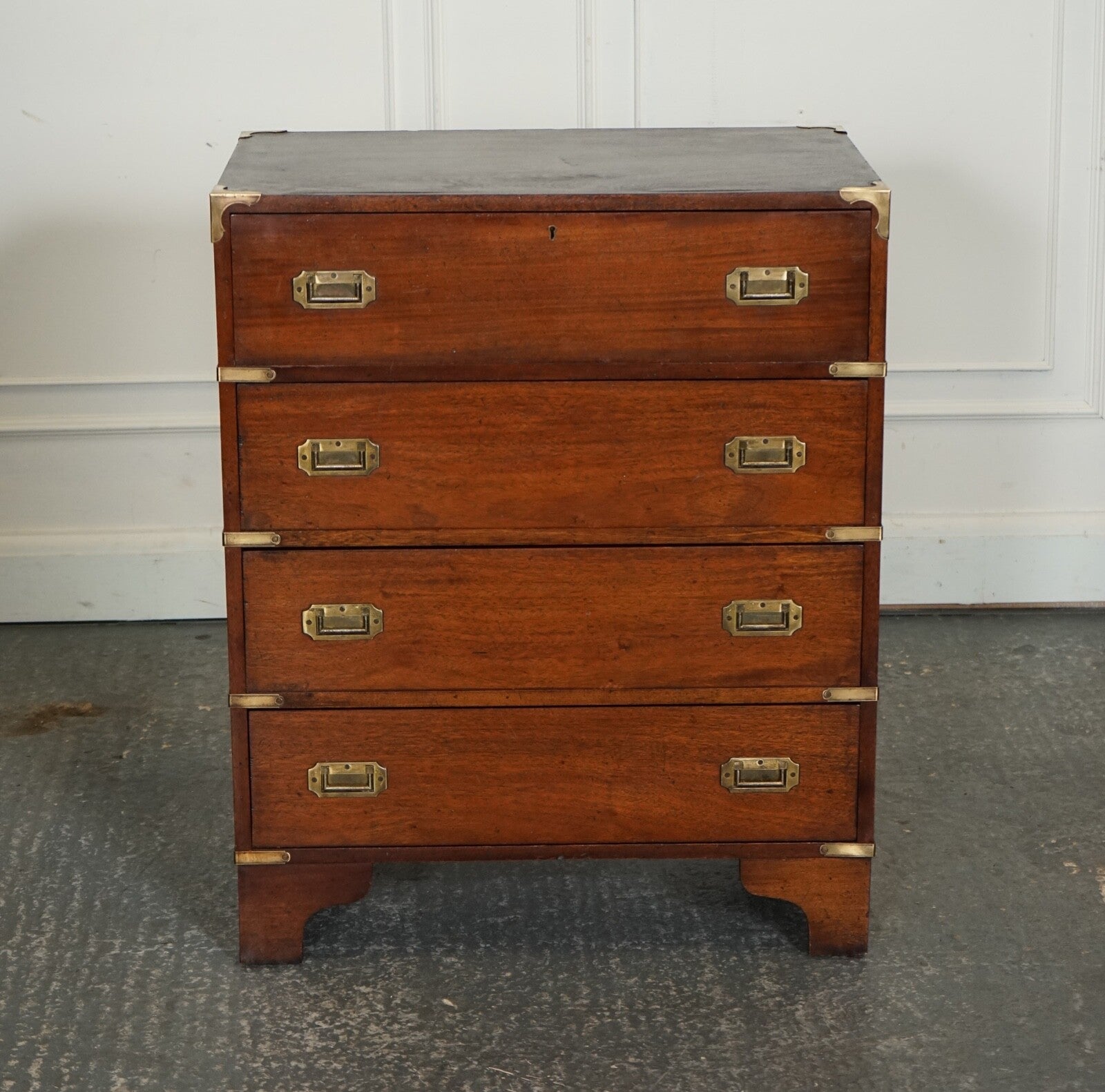 VINTAGE MILITARY CAMPAIGN SECRETAIRE CHEST OF DRAWERS WITH AGED GREEN LEATHER