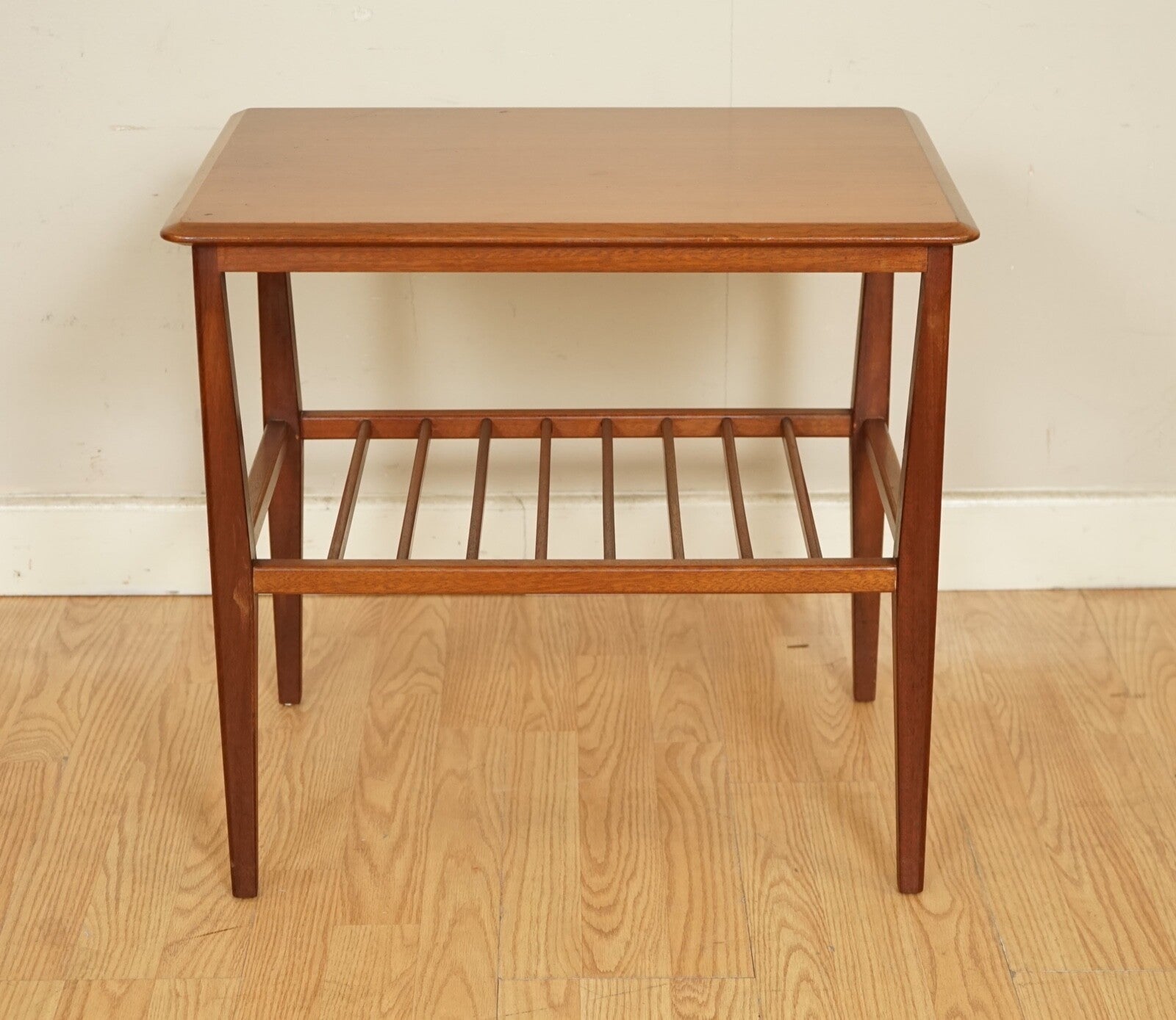 1960s VINTAGE SCANDANAVIAN TEAK MID CENTURY SIDE END LAMP TABLE