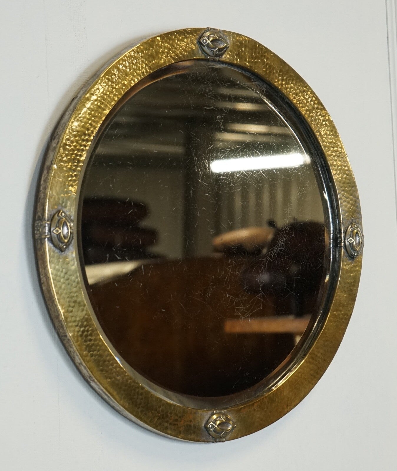 ARTS & CRAFTS LIBERTYS OF LONDON HAMMERED BRASS WALL MIRROR CIRCA 1910