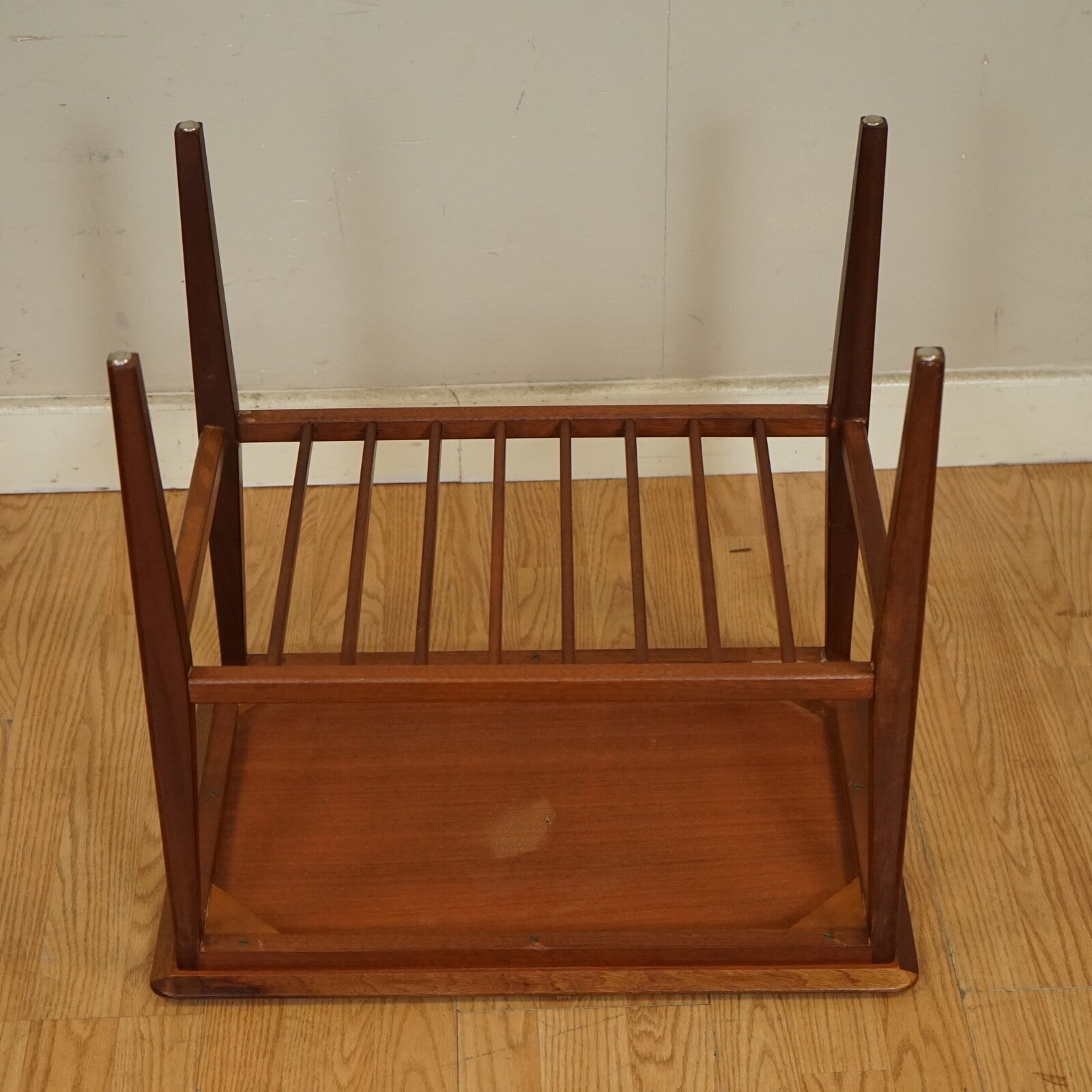 1960s VINTAGE SCANDANAVIAN TEAK MID CENTURY SIDE END LAMP TABLE