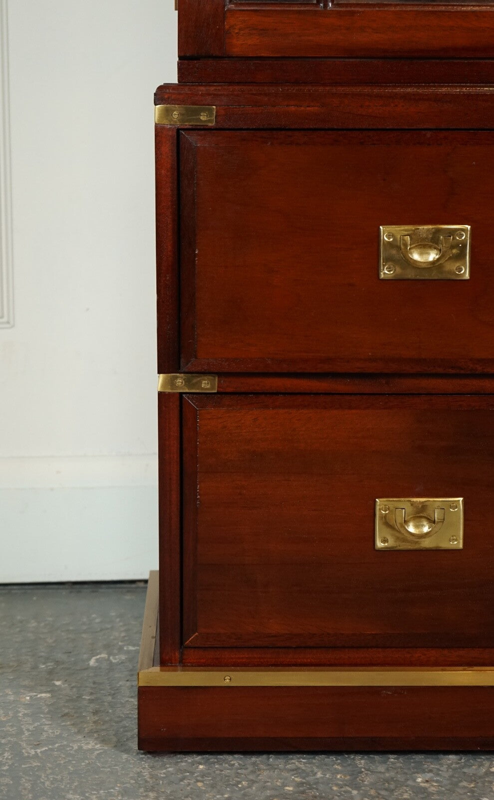 VINTAGE MILITARY CAMPAIGN BOOKCASE DISPLAY CABINET BRASS FITTINGS