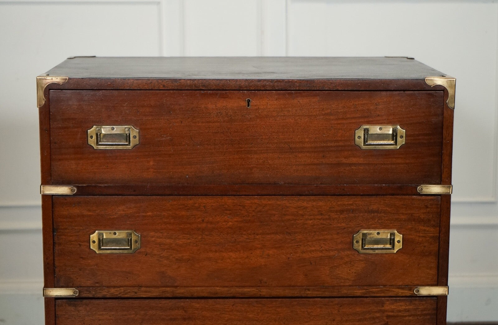 VINTAGE MILITARY CAMPAIGN SECRETAIRE CHEST OF DRAWERS WITH AGED GREEN LEATHER