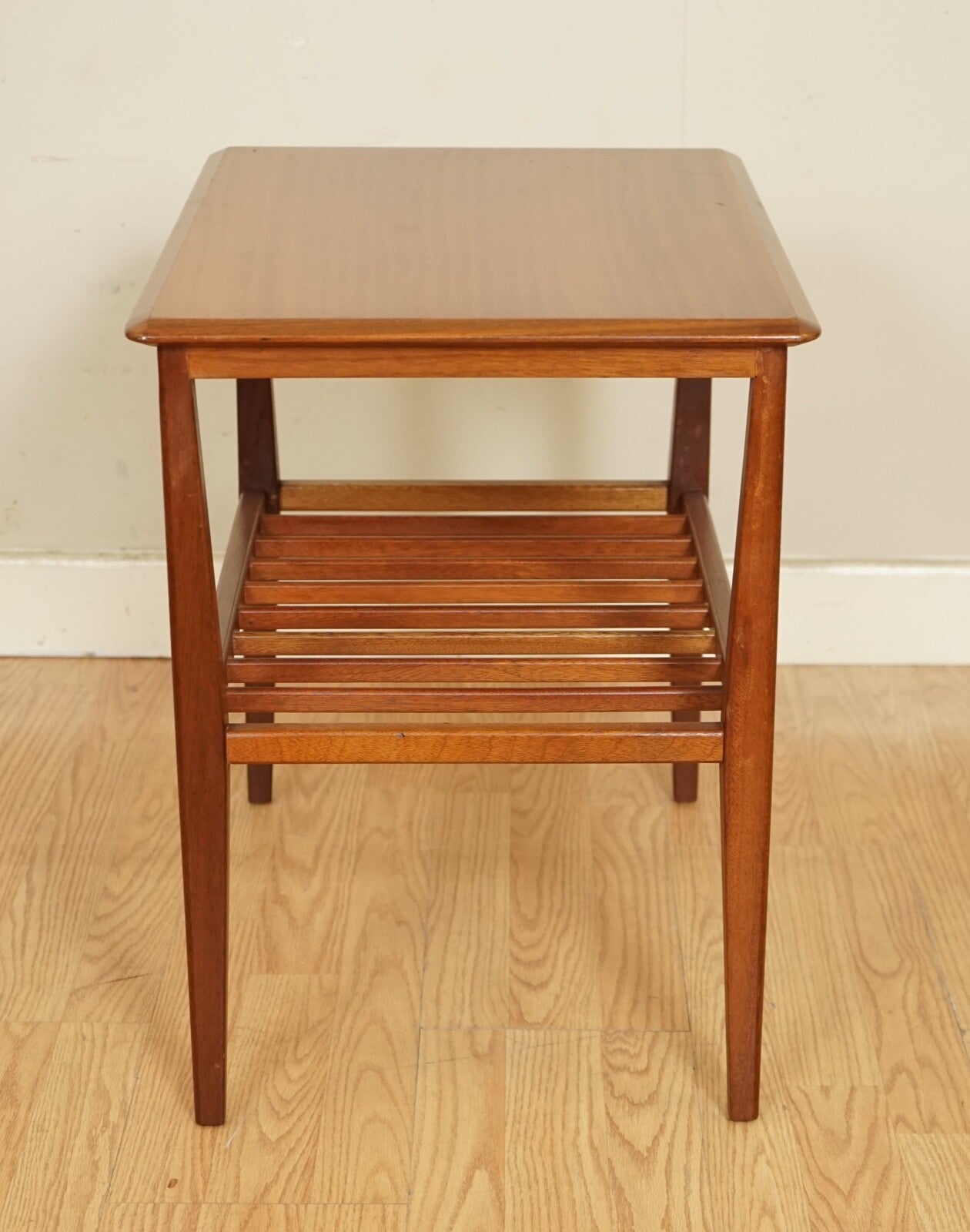 1960s VINTAGE SCANDANAVIAN TEAK MID CENTURY SIDE END LAMP TABLE